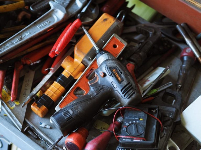 Brushed vs. Brushless Power Tools A Helpful Guide